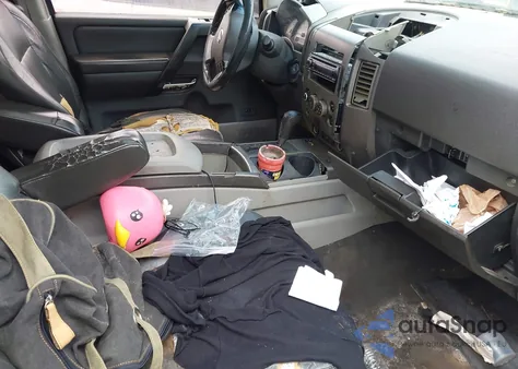 2004 Nissan Pathfinder Armada Le from USA, damaged, VIN 5N1AA08A24N744458